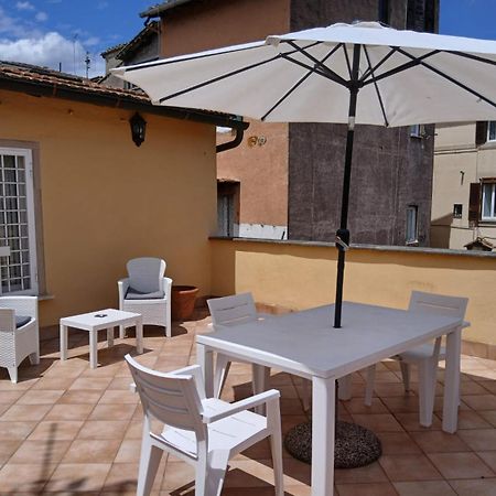 Attico Con Terrazza Santa Cecilia Apartment Rome Luaran gambar
