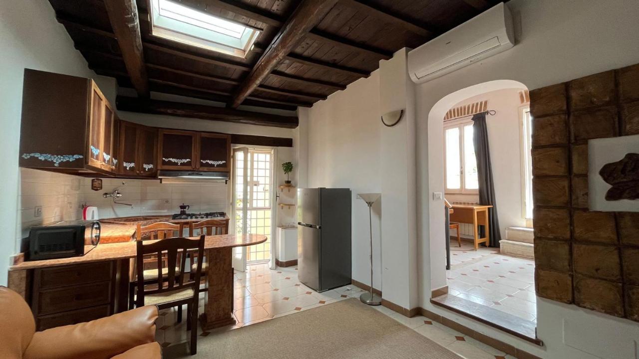 Attico Con Terrazza Santa Cecilia Apartment Rome Luaran gambar