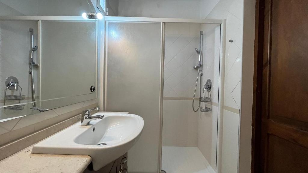 Attico Con Terrazza Santa Cecilia Apartment Rome Luaran gambar