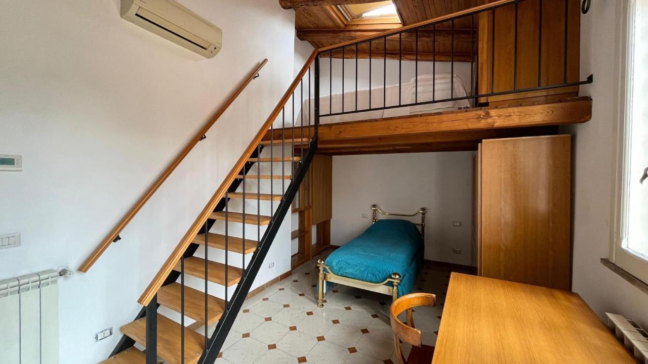Attico Con Terrazza Santa Cecilia Apartment Rome Luaran gambar
